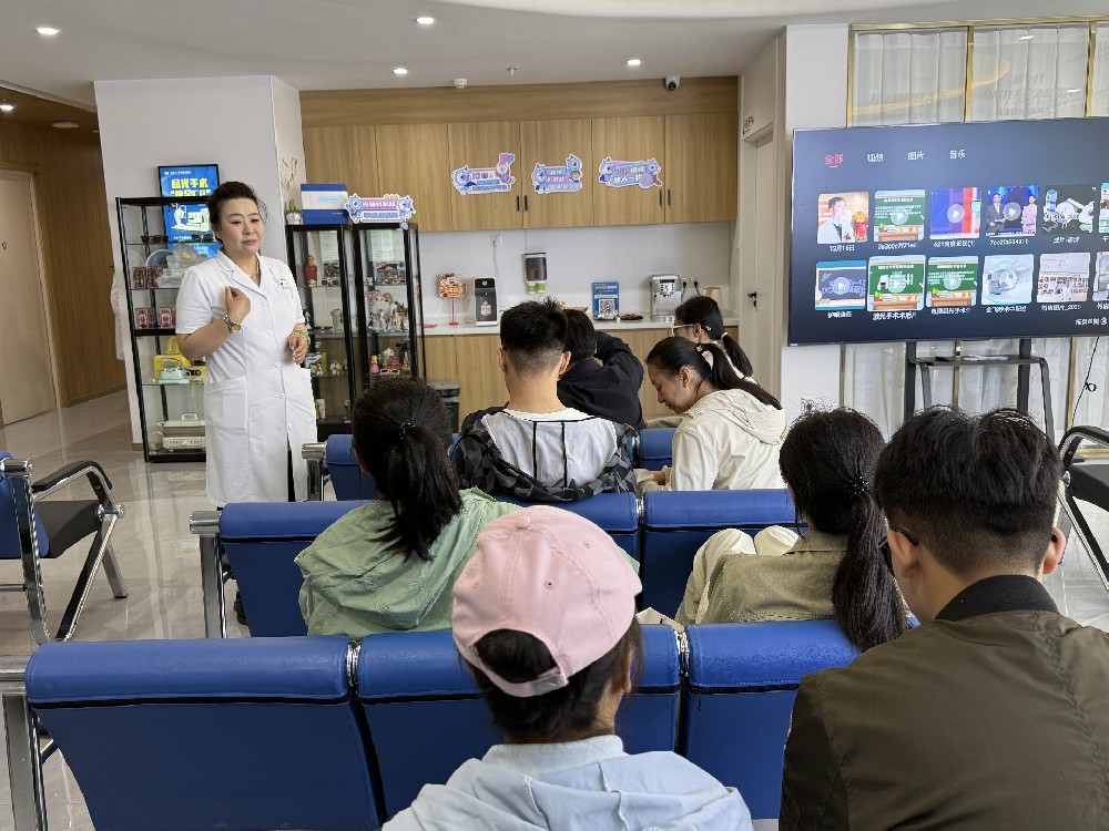 看东西模糊、视力下降？小心白内障！